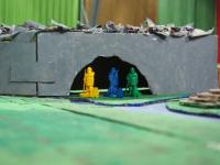 nacelnici hlidaji jeskyni.JPG